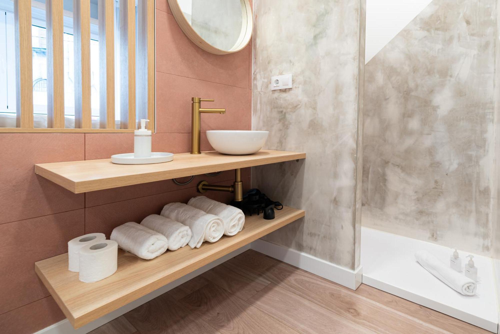 Apartamentos Turisticos Fatima, En El Centro De 比戈 外观 照片